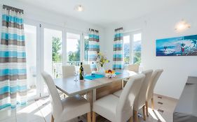 Beautiful Apartment Lovorka 6 , Baska, Krk
