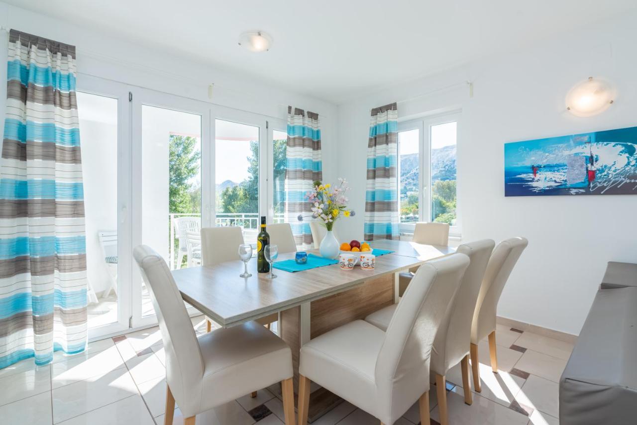 Beautiful Apartment Lovorka 6 , Baska, Krk Esterno foto